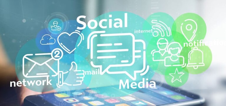 Social Media and the Transformation of Public Awareness: From Deep Issues to the Dictatorship of the Moment